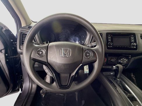 Used 2019 Honda HR-V LX image 13