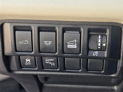 Used 2021 Subaru Ascent Touring image 28