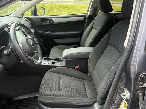 Used 2019 Subaru Outback 2.5i Premium AWD/4WD image 10