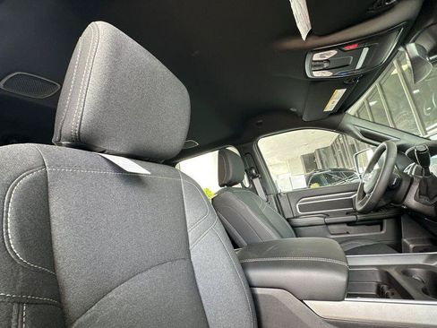 New 2026 RAM 2500 Big Horn AWD/4WD image 15