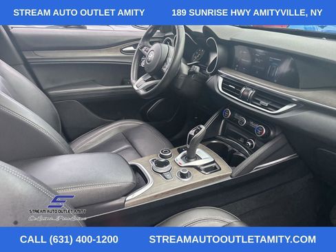 Used 2022 Alfa Romeo Stelvio Ti image 9