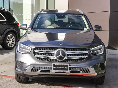 Used 2022 Mercedes-Benz GLC 300 4MATIC w/ Premium Package Lite image 2
