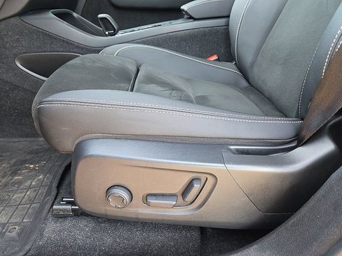 Used 2023 Volvo C40 P8 Recharge Ultimate AWD/4WD image 26