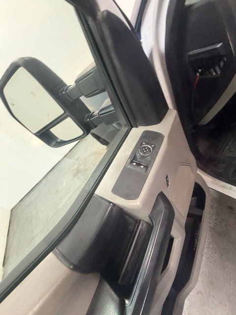 Used 2018 Ford F550 4x4 Regular Cab Super Duty w/ Power Equipment Group image 24