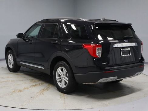 Certified 2023 Ford Explorer XLT w/ Equipment Group 202A AWD/4WD image 10