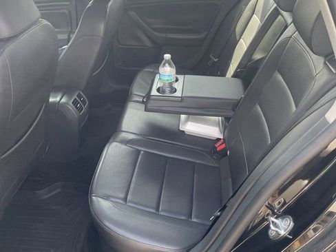 Used 2013 Volkswagen Jetta TDI image 9