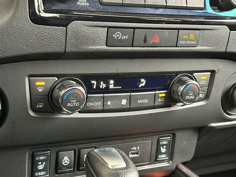 Used 2023 Nissan Frontier PRO-4X w/ Pro Convenience Package image 22