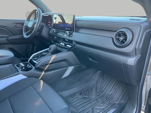 Used 2024 Chevrolet Colorado Trail Boss w/ Advanced Trailering Package image 35