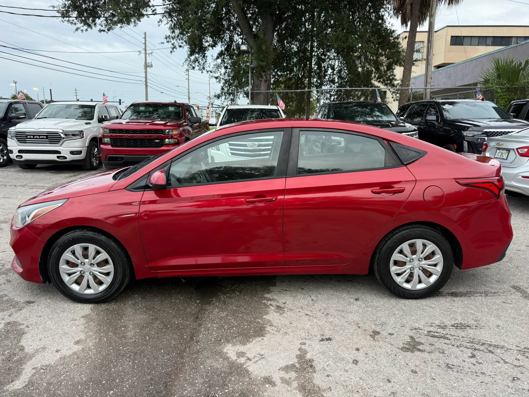 Used 2020 Hyundai Accent SE FWD image 5
