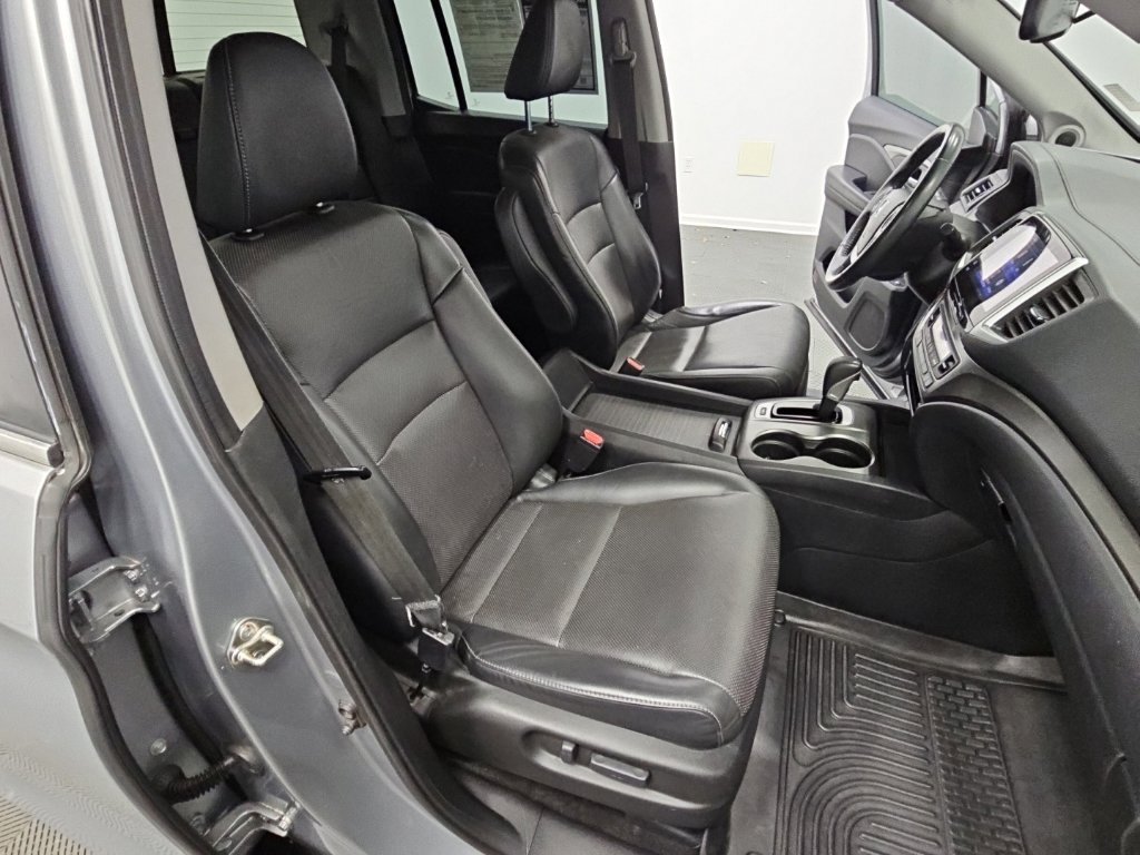 Used 2019 Honda Ridgeline RTL-T image 40