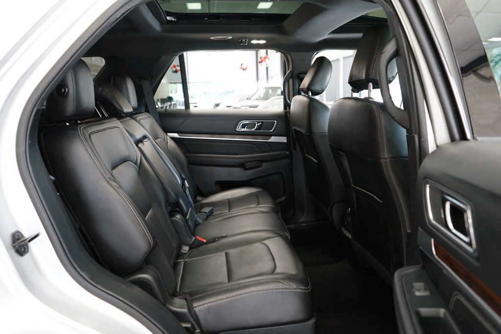 Used 2019 Ford Explorer Limited w/ Class III Trailer Tow Package AWD/4WD image 14