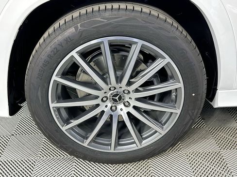 New 2026 Mercedes-Benz GLS 450 4MATIC image 33