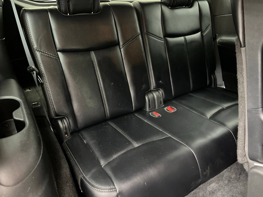 Used 2020 Nissan Pathfinder SL FWD image 22