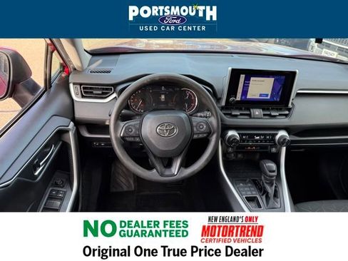 Used 2023 Toyota RAV4 XLE image 7