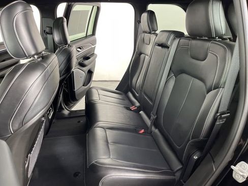 Used 2023 Jeep Grand Cherokee Overland image 47