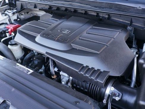 Used 2024 Nissan Titan SV w/ SV Convenience Package image 59