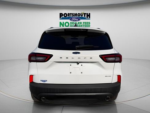 Used 2025 Ford Escape ST-Line w/ Tech Pack #1 AWD/4WD image 28