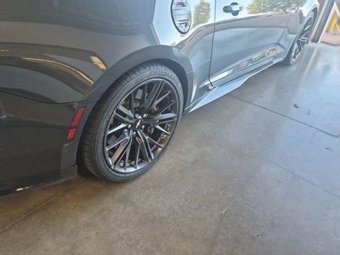 Used 2018 Chevrolet Camaro ZL1 RWD image 18