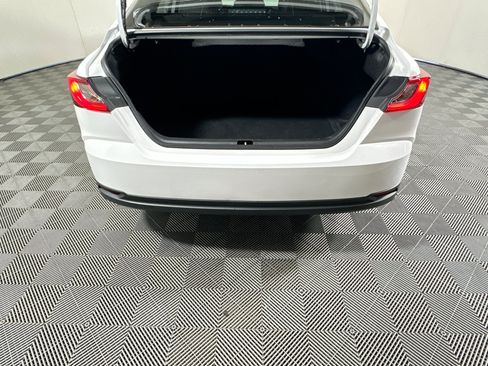 Used 2025 Toyota Camry LE FWD image 31