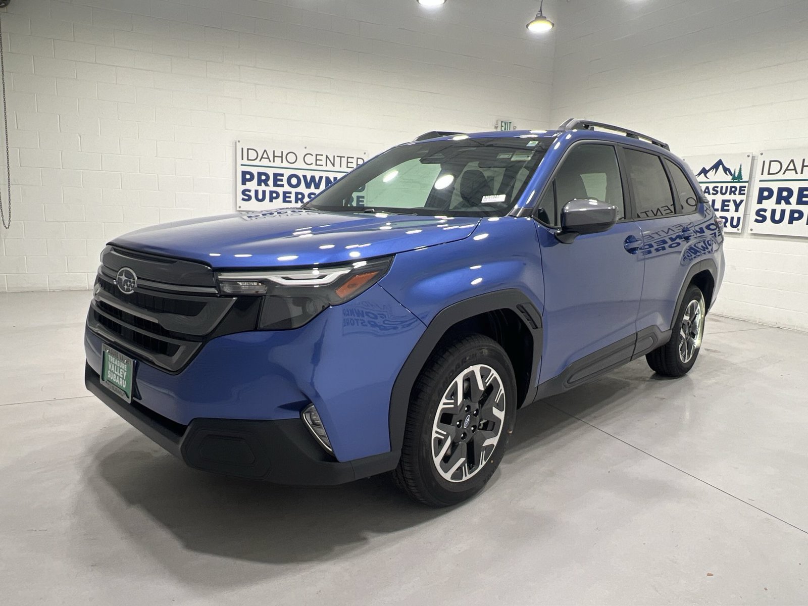 New 2026 Subaru Forester Premium AWD/4WD image 4