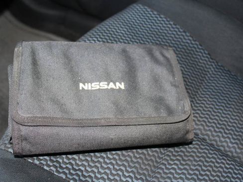 Used 2016 Nissan Versa Note SV FWD image 27