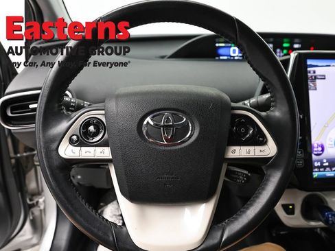 Used 2018 Toyota Prius Prime Advanced FWD image 10