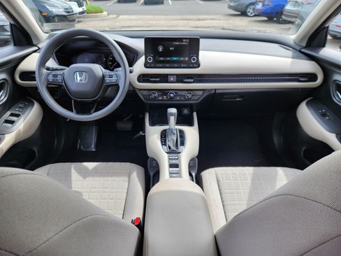 Used 2024 Honda HR-V LX image 8