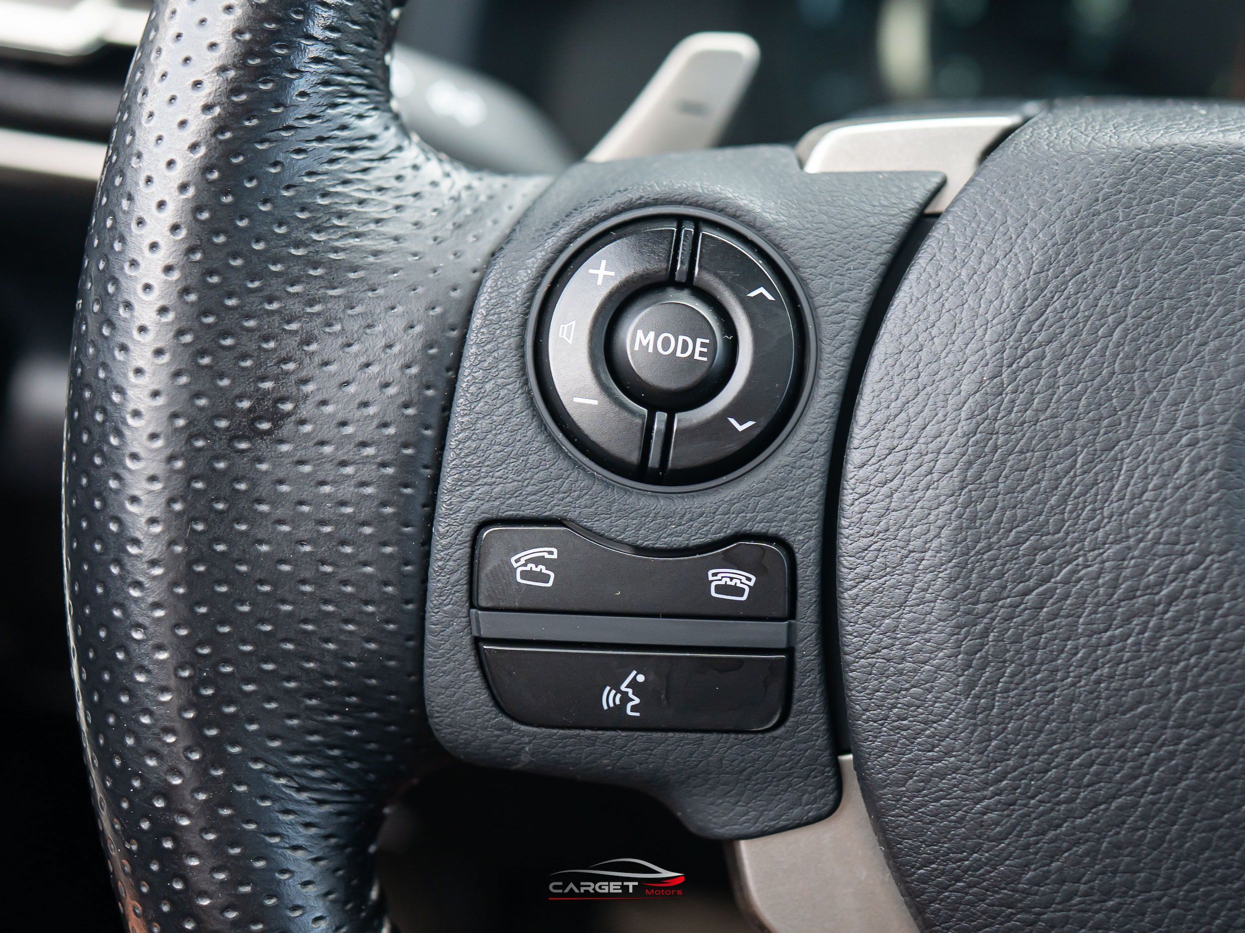 Used 2016 Lexus IS 300 AWD w/ F Sport Package image 24