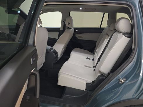 Used 2019 Volkswagen Tiguan SEL FWD image 14