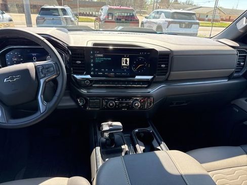 Used 2025 Chevrolet Silverado 1500 ZR2 w/ Technology Package image 20
