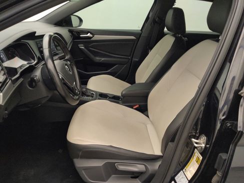 Used 2020 Volkswagen Jetta R-Line FWD image 17