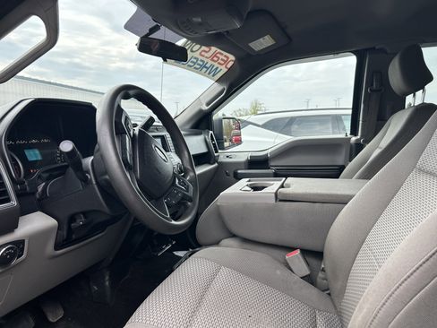 Used 2017 Ford F150 XLT AWD/4WD image 8