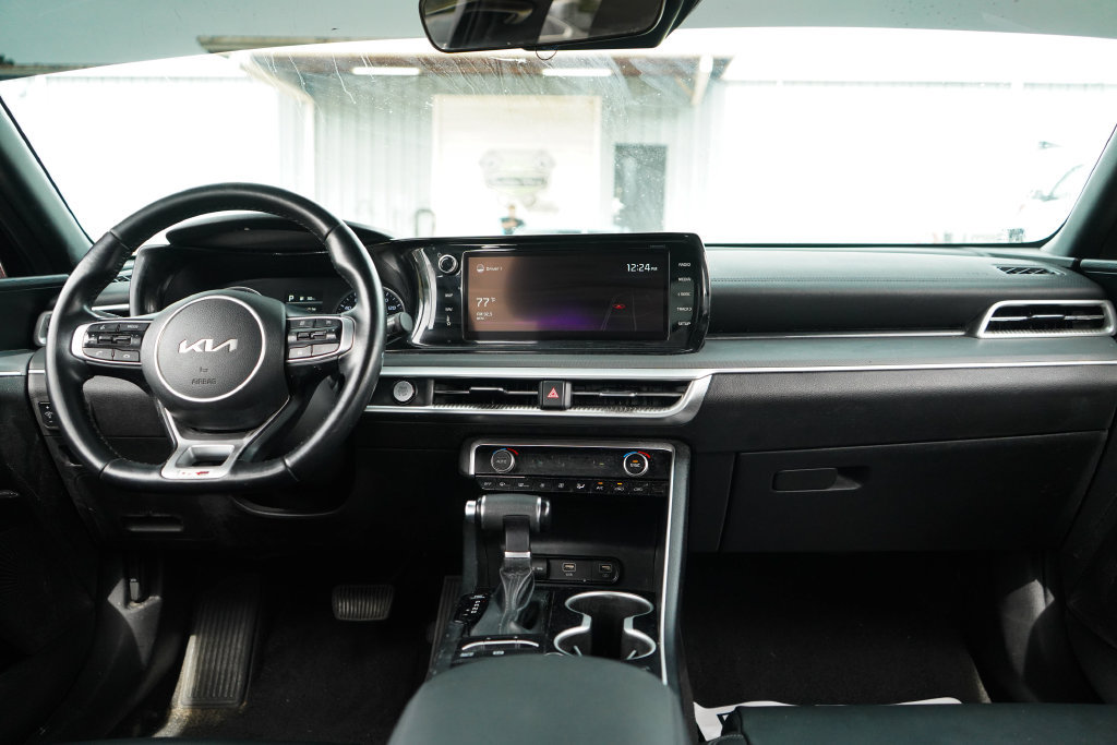 Used 2022 Kia K5 GT-Line FWD image 10