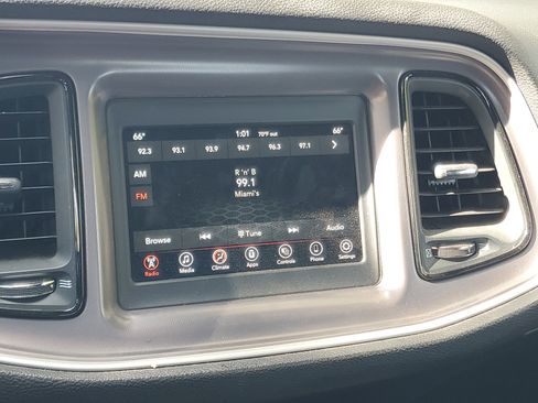 Used 2022 Dodge Challenger R/T image 21