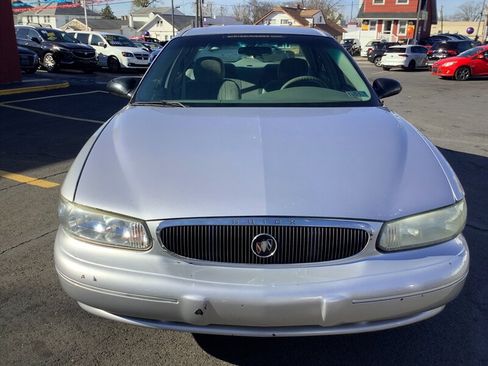 Used 2003 Buick Century Custom FWD image 2