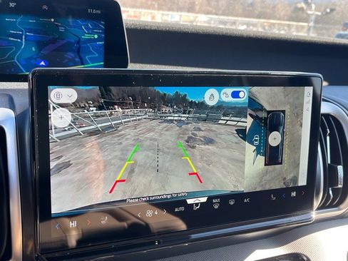 New 2025 Ford Expedition Max Active image 11