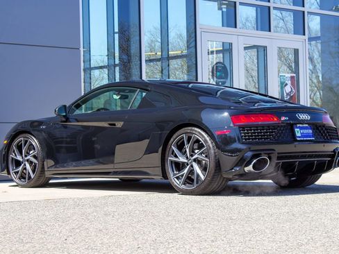 Used 2023 Audi R8 V10 performance image 8