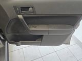 Used 2010 Ford Focus SE image 3