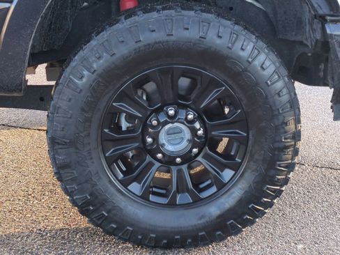 Used 2022 Ford F350 Lariat w/ Tremor Off-Road Package image 14