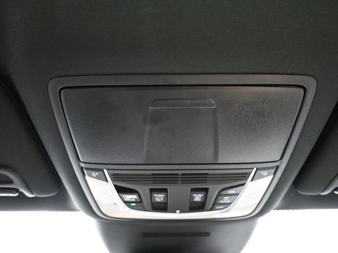 Used 2025 Acura MDX A-Spec image 17