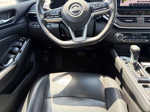 Used 2023 Nissan Altima 2.5 SL FWD image 16