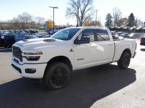 Used 2025 RAM 2500 Laramie image 7
