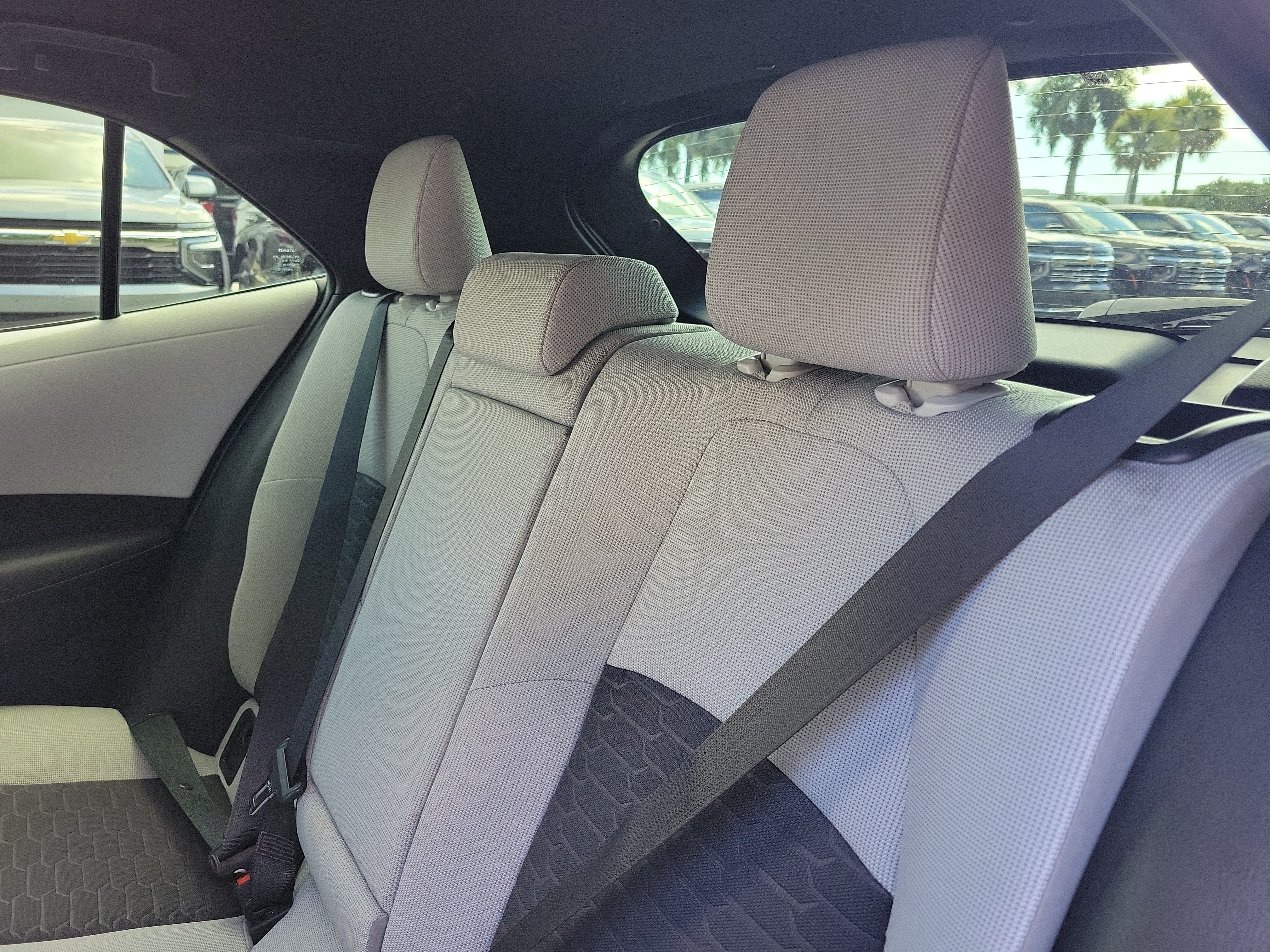 Used 2025 Toyota Corolla SE FWD image 14