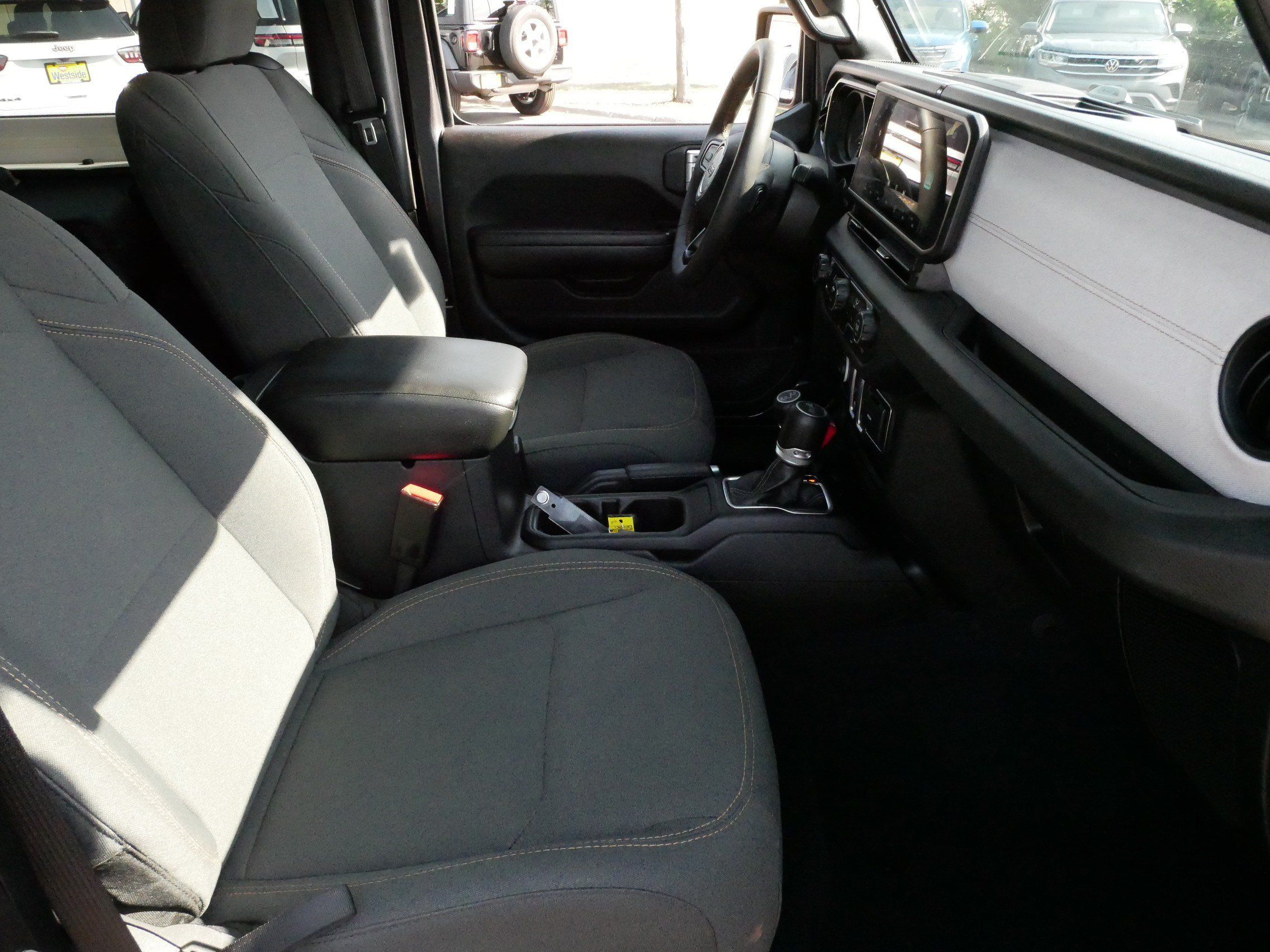 Used 2024 Jeep Wrangler Sport AWD/4WD image 11
