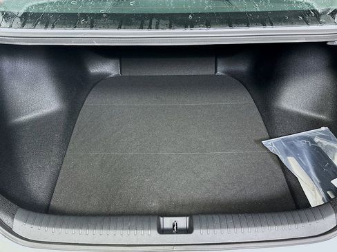 Used 2025 Honda Accord LX image 16