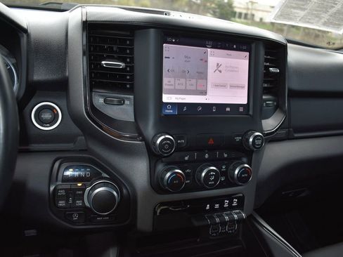 Used 2023 RAM 1500 Big Horn AWD/4WD image 17