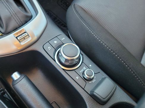 Used 2016 MAZDA CX-3 Sport image 32