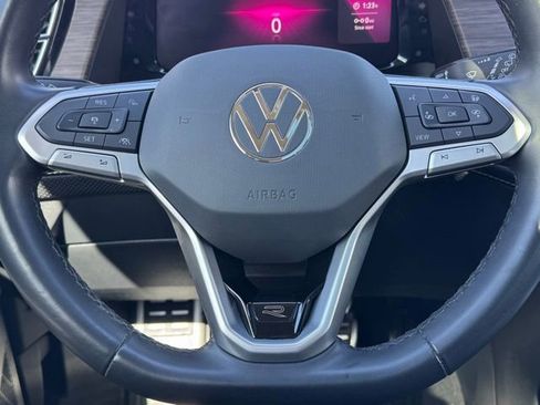 Used 2024 Volkswagen Atlas SEL Premium R-Line image 43