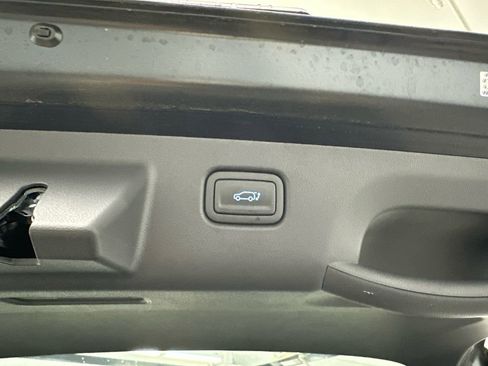 Used 2024 Hyundai Kona Limited FWD image 20