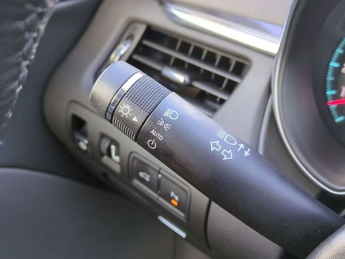 Used 2019 Chevrolet Impala Premier image 25